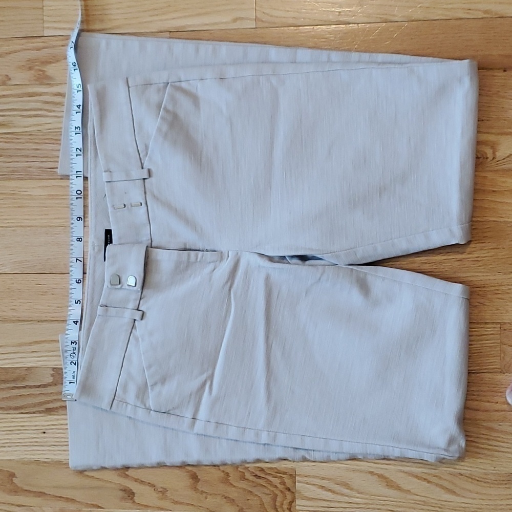 Ann Taylor Straight Leg Pants in Light Beige/Cream